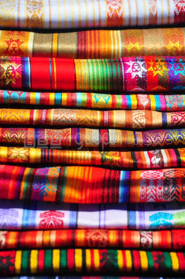 经纬交织的文明 传统纺织品的传承与魅力